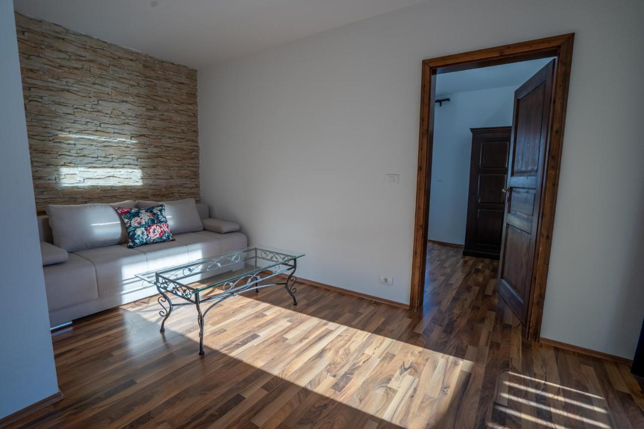 Tempfer 2 Apartments & Rooms With New Wellness 크라니스카고라 외부 사진